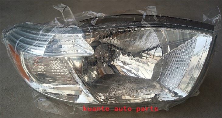 トヨタハイランダー2008-2011用の車のヘッドランプの新しいセット